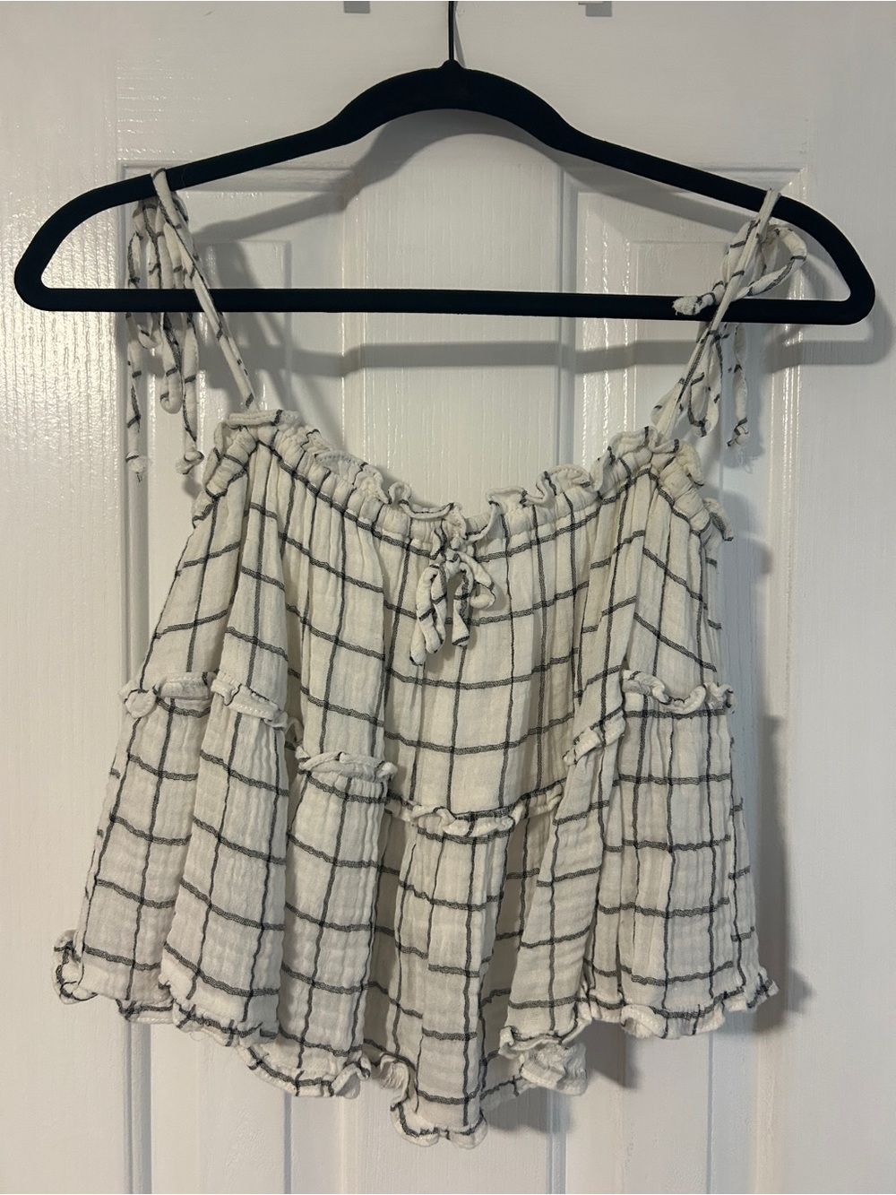 Windowpane Ruffle Top - White/Black